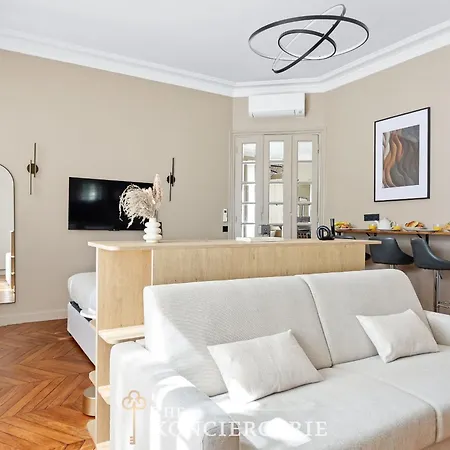 Prestige Haussmannien Avec Climatisation A Apartment *